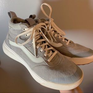 Women’s VANS UltraRange HI MTE